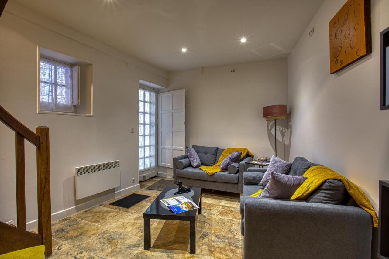 Chez Alice Appartement En Plein Centre Ville 萨尔拉拉卡内达 外观 照片
