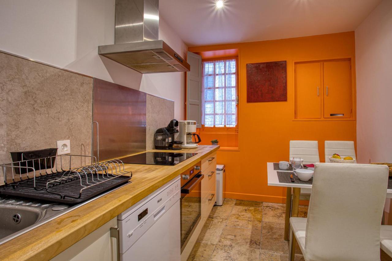 Chez Alice Appartement En Plein Centre Ville 萨尔拉拉卡内达 外观 照片
